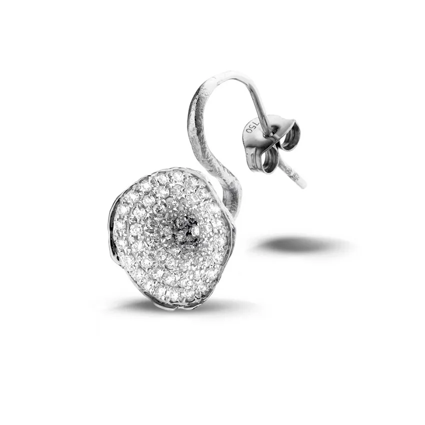 0.76 quilates pendientes diamantes diseño en oro blanco 