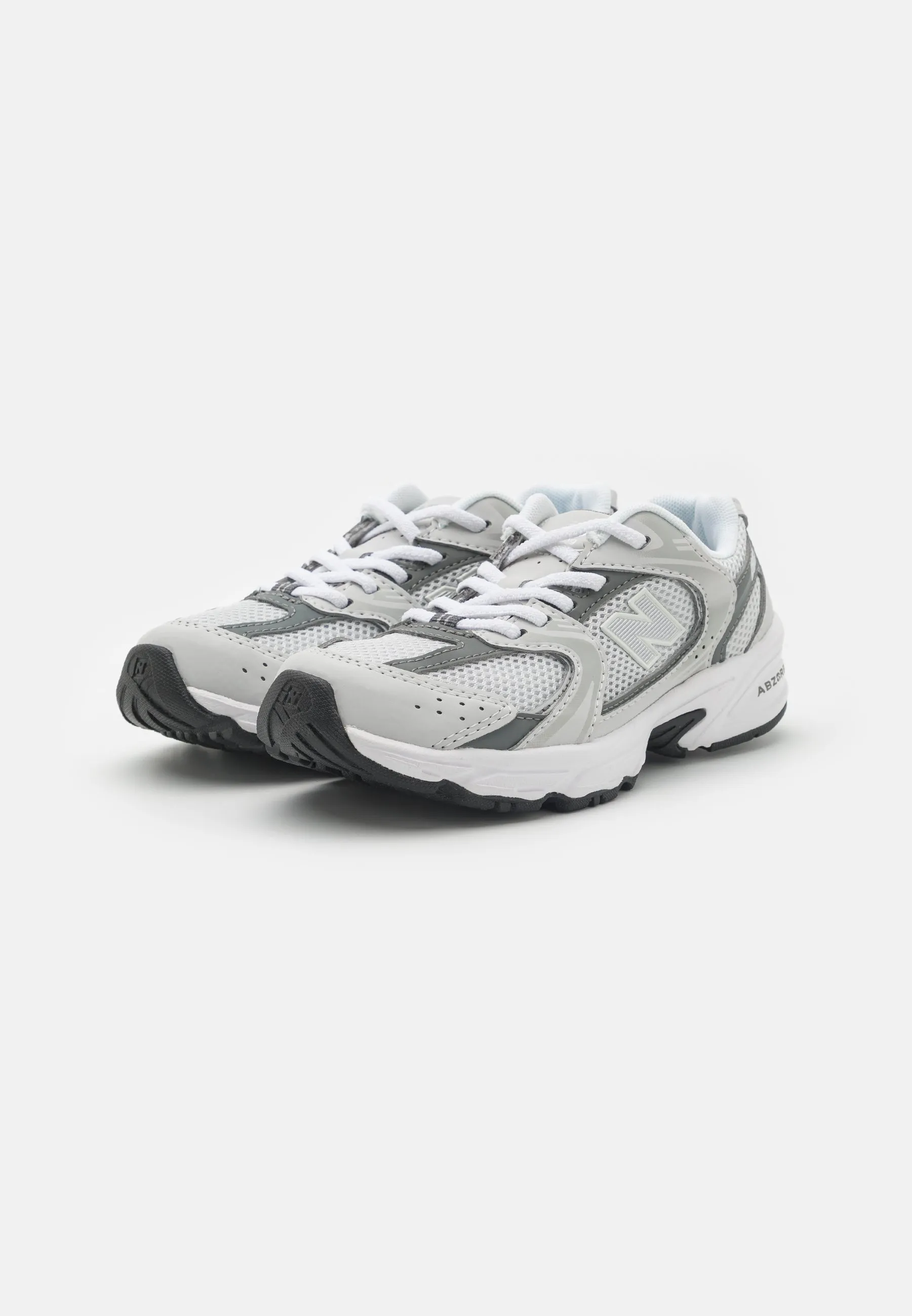 530 UNISEX   ZAPATILLAS