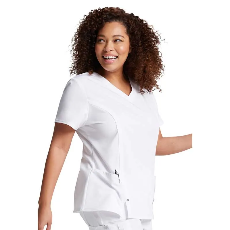 CAMISOLA DE MUJER BLANCA TEJIDO ELáSTICO XTREME STRETCH  DICKIES MEDICAL