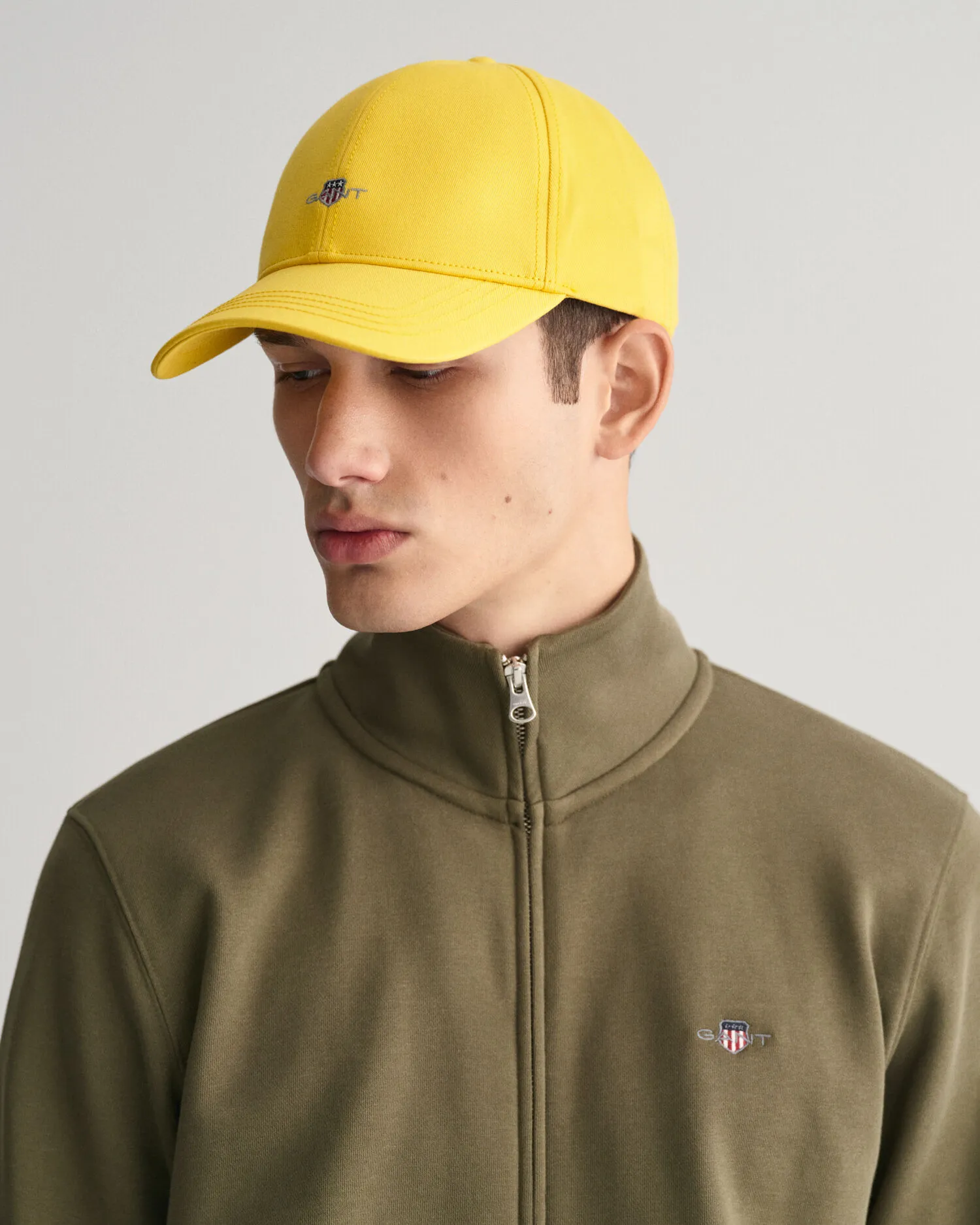 Gorra alta Shield