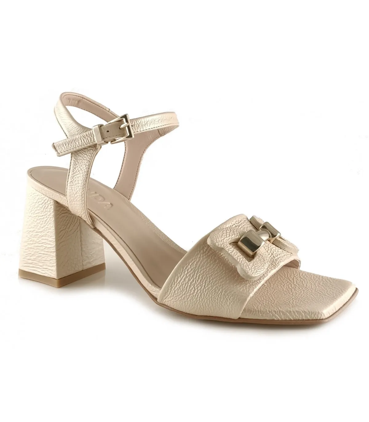 Sandalias beige de tacón