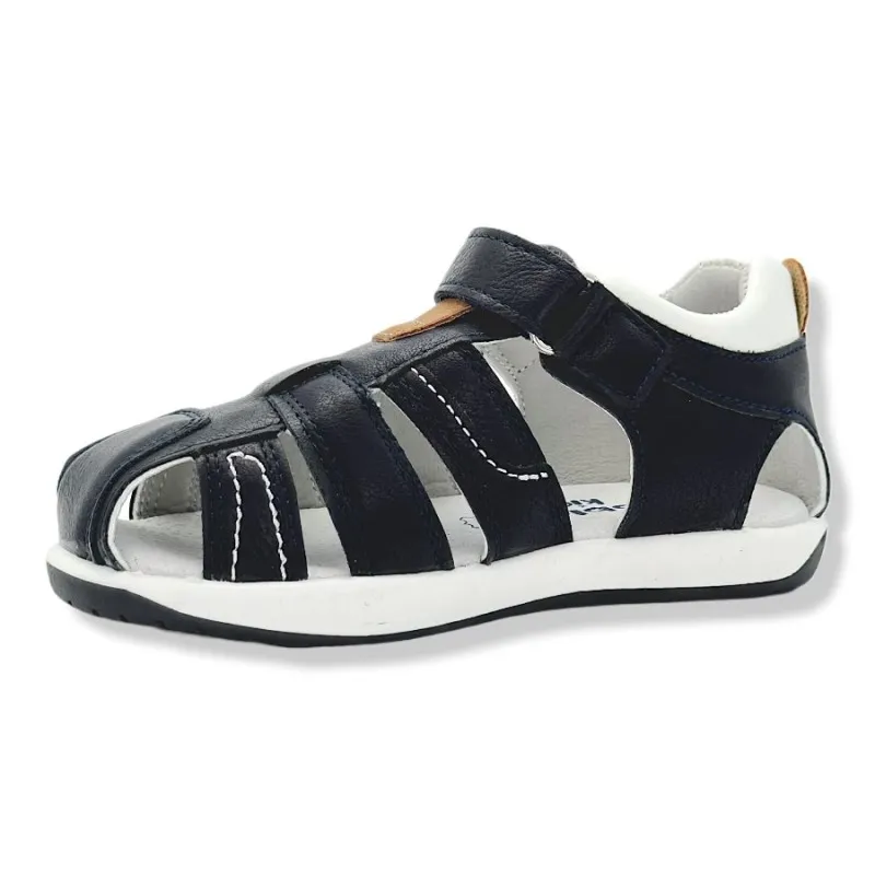 Sandalias niño modernas