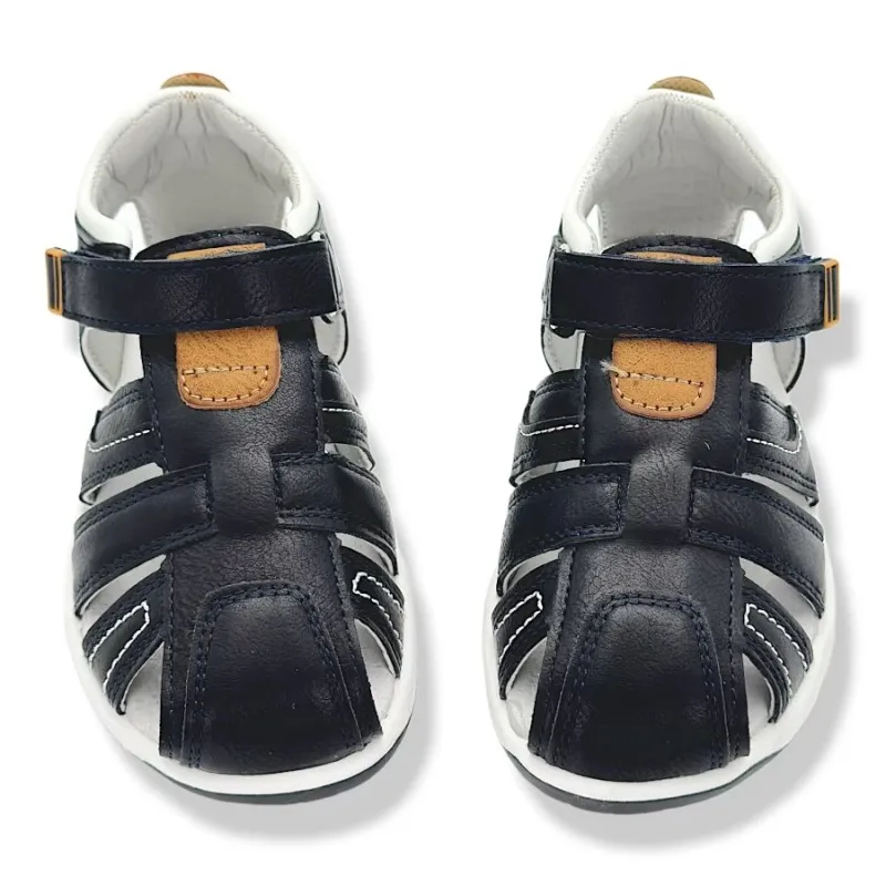 Sandalias niño modernas