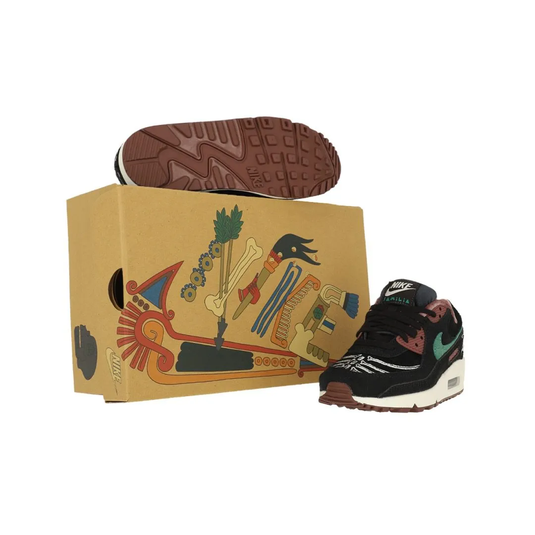 Zapatilla Nike Wmns Air Max 90 Se ‘Siempre Familia’ Black/Green Noise/Sail