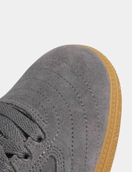 ZAPATILLAS ADIDAS BUSENITZ  GREY FIVE/GREY THREE/GOLD