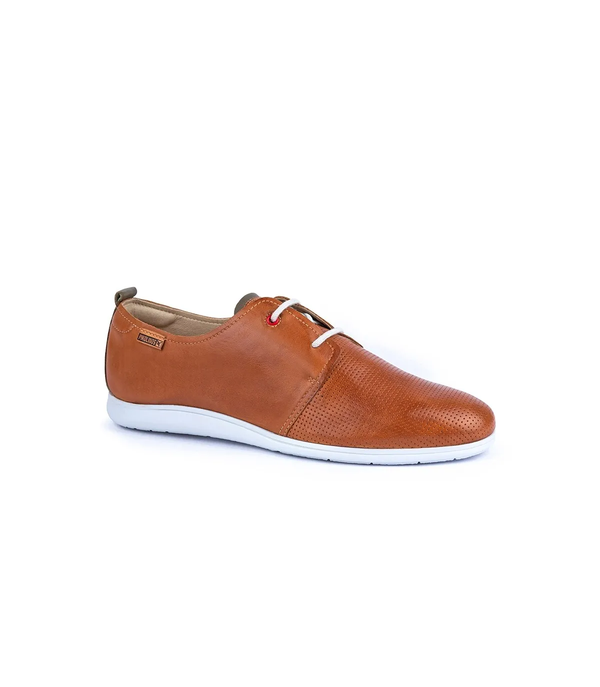Zapato de piel de color brandy